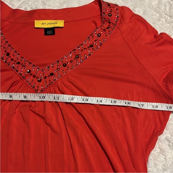 Vintage Women’s St John Orange woman's short sleeve top. Beaded v-neck. Sz small - Picture 5 of 6